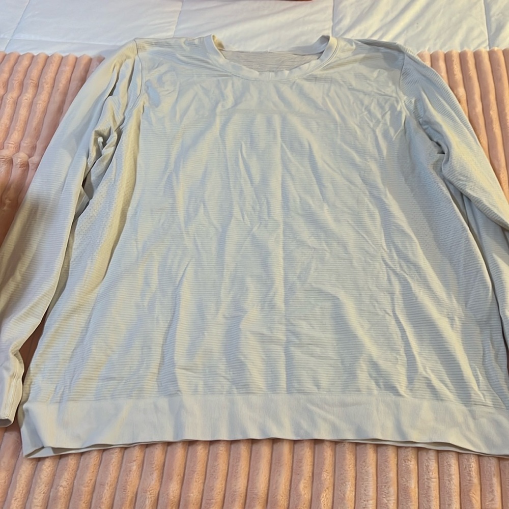 Lululemon Athletica Women's Cream Top